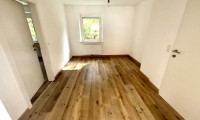 Wohnung - 4400, Steyr - Gemütliches Familiendomizil nach hochwertiger Sanierung ab sofort bezugsbereit: 4-Zimmer-Wohnung mit individuellem Gestaltungspotenzial und modernem Ambiente im grünen Steyr-Münichholz!
