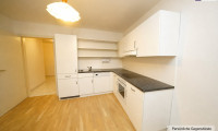 Wohnung - 8010, Graz - Uni-Viertel und Altstadt nur wenige Schritte entfernt! 3-Zimmer-Wohnung mit großem Potenzial in begehrter Grazer Innenstadtlage!