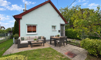 Haus - 1220, Wien - Saniere das Haus und mach was daraus oder reiße es ab und bau neu! teilunterkellert | gepflegter Garten mit Gartenhütte