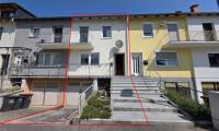 Haus - 4720, Neumarkt im Hausruckkreis - ***OPEN HOUSE, Freitag, 16. Oktober 2026 von 14 - 16 Uhr*** Viel Platz für Ihre Wohnideen – Reihenhaus mit Wohnungseigentum in Neumarkt