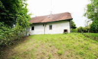 Haus - 4650, Edt bei Lambach - Altbestand mit ca. 2.207 m² Grundstücksfläche und hervorragendem Entwicklungspotenzial in Edt bei Lambach