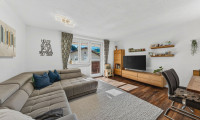 Wohnung - 6235, Reith im Alpbachtal - Lichtdurchflutetes Familienglück mit Bergpanorama: Modernisierte 4-Zimmer-Wohnung mit 2 Balkonen & Parkplatz zu kaufen