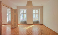 Wohnung - 1070, Wien - Verwirklichen sie ihren Wohntraum - geräumiger Stilaltbau in begehrter Lage des 7.Bezirks