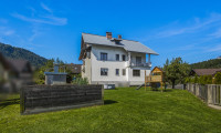Haus - 9601, Pöckau - Vielseitiges Mehrfamilienhaus mit 3 Wohneinheiten im schönen Pöckau