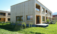Haus - 6800, Feldkirch - Feldkirch Gisingen - Neubau - Vollholz 5 Zimmer - Wohnung mit eigenem Kellerzugang, Garten und Kaminanschluss, Bezug kurzfristig möglich.