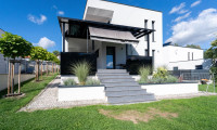 Haus - 4540, Bad Hall - Modernes Einfamilienhaus in Bad Hall – großer Garten & zwei Terrassen