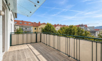 Wohnung - 8010, Graz - Wunderschöne Altbauwohnung mit ruhiger 15m² Terrasse und Schlossbergblick in der Brockmanngasse