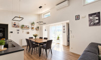 Wohnung - 9300, Hunnenbrunn - Attraktive Wohnung mit Dachterrasse & gemeinschaftlichem Privatgarten mit Pool