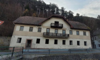 Haus - 2564, Furth - Sanierungsbedürftiges Haus I in 8 Wohneinheiten möglich I mit 444m²