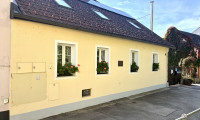 Wohnung - 3400, Kierling - Wohnen mit Charakter in einem  stilvollen ehemaligen Winzerhaus !