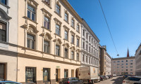 Wohnung - 1160, Wien - ++NEU++ Sanierungsbedürftige 1-Zimmer-Altbauwohnung im 3. Stock ohne Lift in Ottakring