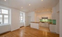 Wohnung - 1070, Wien - ++NEU++ Well-maintained 3-room period apartment in Vienna Neubau – balcony approval pending, extra costs