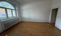 Wohnung - 1210, Wien - Sanierungsbedürftige Altbauwohnung mit Garten