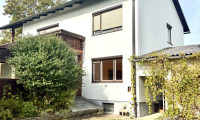 Haus - 8074, Raaba-Grambach - *RAABA GRAMBACH* Großzügiges Haus mit Doppelgarage, Garten und viel Platz für individuelle Wohnideen