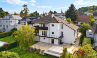 Haus - 1130, Wien - AM LAINZER TIERGARTEN | ARCHITEKTENVILLA MIT POOL – AUSSERGEWÖHNLICHE ARCHITEKTUR IN EXKLUSIVER GRÜNLAGE | ZELLMANN IMMOBILIEN