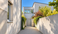 Haus - 1220, Wien,Donaustadt - 6-Zimmer-Reihen-Atriumhaus mit Swimmingpool und Sauna in grüner Lage