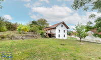 Haus - 8182, Elz - Saniertes Landhaus in Einzellage mit 6.961 m² Grund, Wirtschaftsgebäuden und Werkstätten