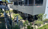 Wohnung - 1220, Wien - Moderne 184 m² Maisonette mit Garten, Terrasse, Loggia & Garage in 1220 Wien