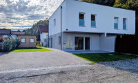 Haus - 4800, Attnang-Puchheim - Moderne Doppelhaushälfte mit Garten, Gartenhütte & Terrasse in Attnang-Puchheim um 399.000 € Fixpreis!