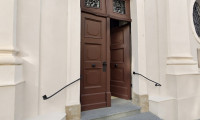 Büro / Praxis - 1090, Wien - Ruhiges, helles Altbaubüro in gefragter Zentrumslage zur Eigensanierung im 9. Bezirk - Boltzmanngasse (!)